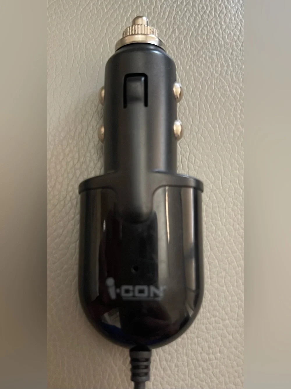 i-CON Black Nintendo DSi Car Charger, 5 ft long